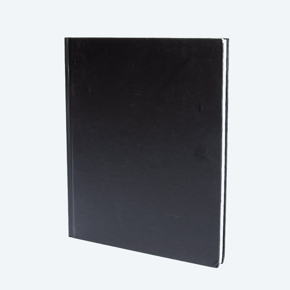 sketchbuk-zamalovky-dyzainer-arkhitector-artist-book